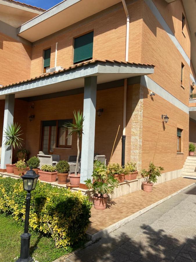 Villa Alma Fiumicino Exterior foto